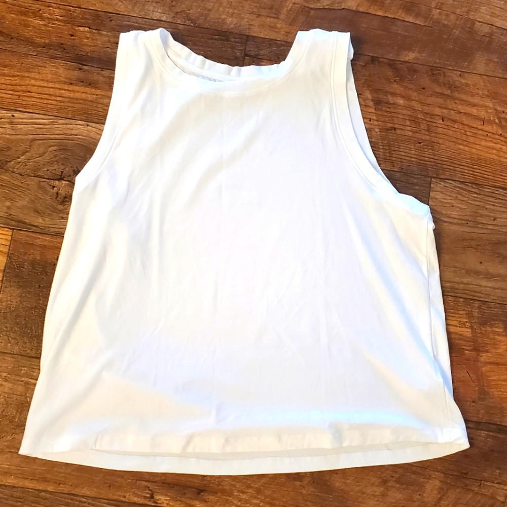 Beyong Yoga white tank top size large